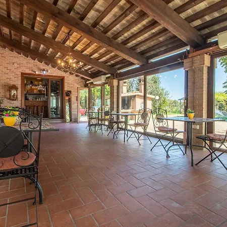 Ferrara, E Location Per Eventi * קוריאנו