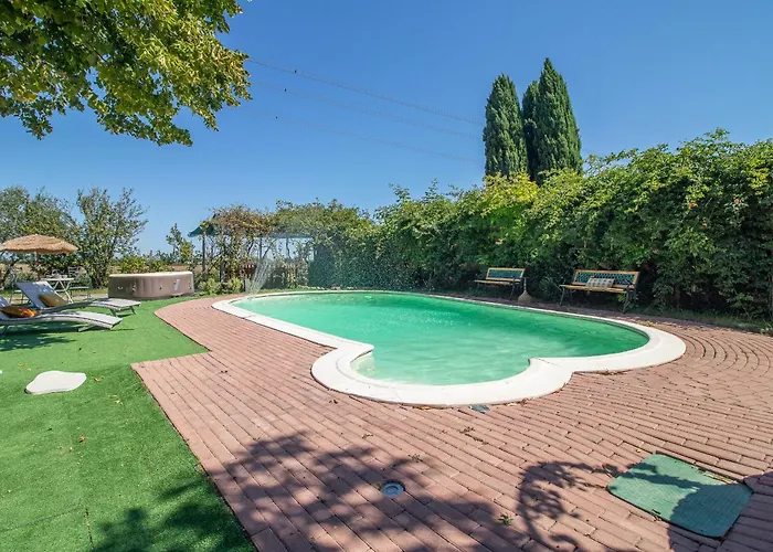 Ferrara Royal & 民宿 科里亚诺