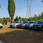 Homestay Ferrara Royal &