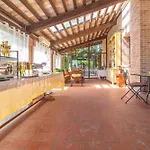 Ferrara Royal & Homestay