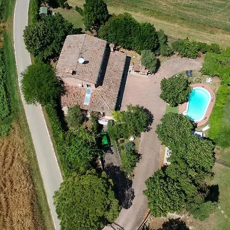 Homestay Ferrara Royal &