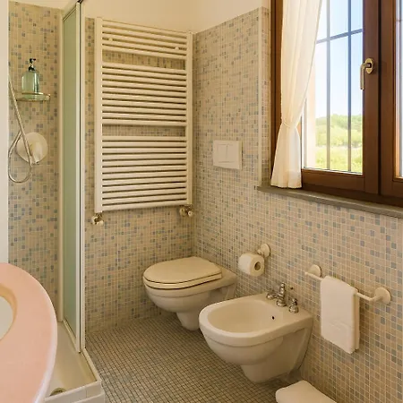 Ferrara Royal & Homestay *