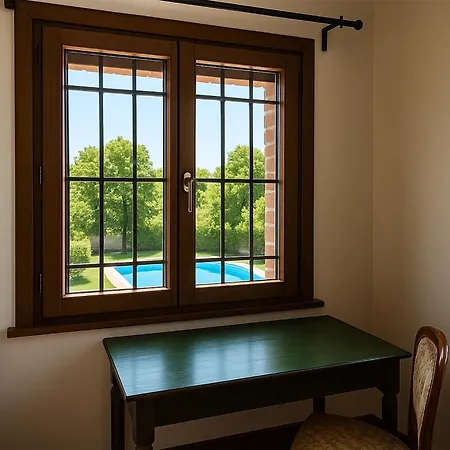 Homestay Ferrara Royal & Coriano