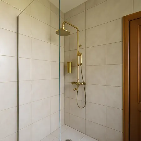 Homestay szállás Ferrara Royal & *