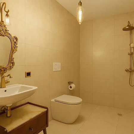 Homestay Ferrara Royal & Coriano