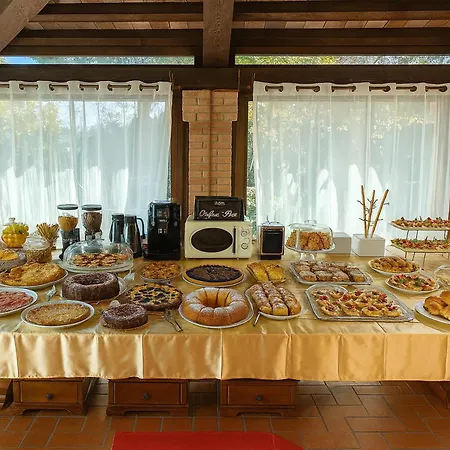 Ferrara Royal & Kwatera prywatna *