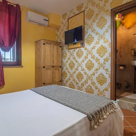 Kwatera prywatna Ferrara Royal &