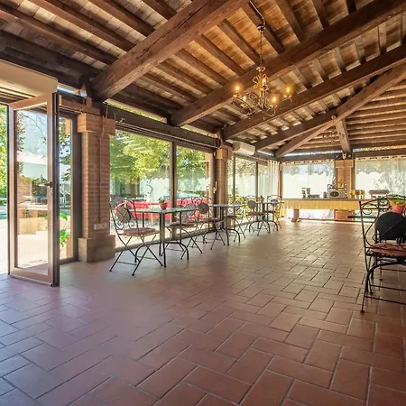 Ferrara Royal & Kwatera prywatna Coriano