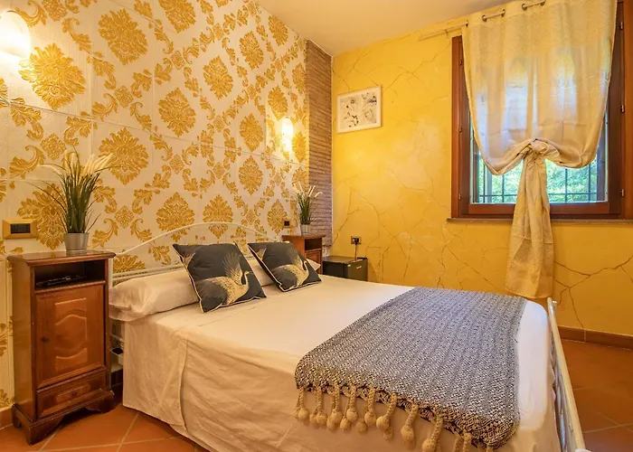 Ferrara Royal & Проживание в семье Кориано