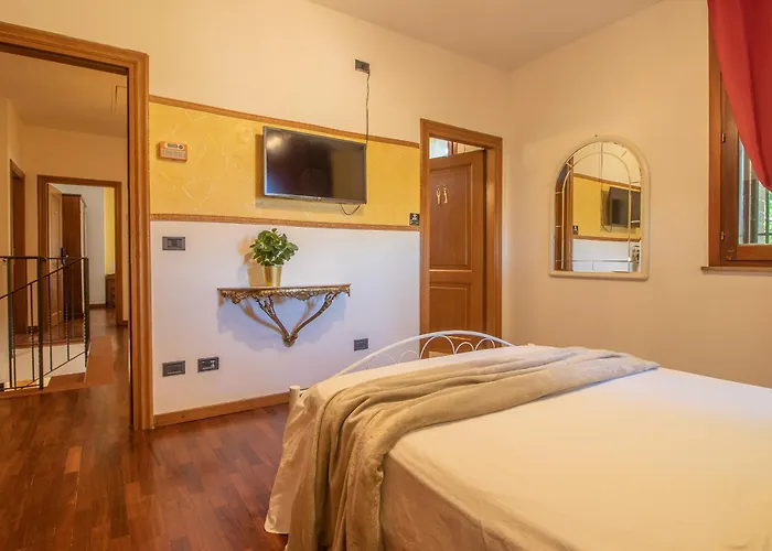 Séjour chez l'habitant Ferrara Royal &