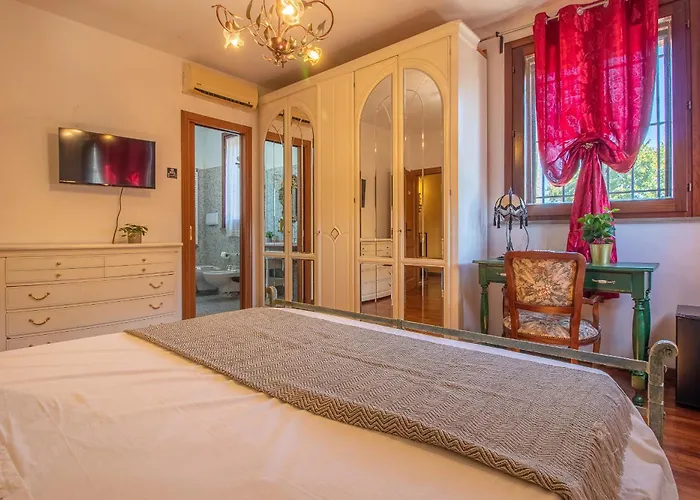 Ferrara Royal & * Кориано