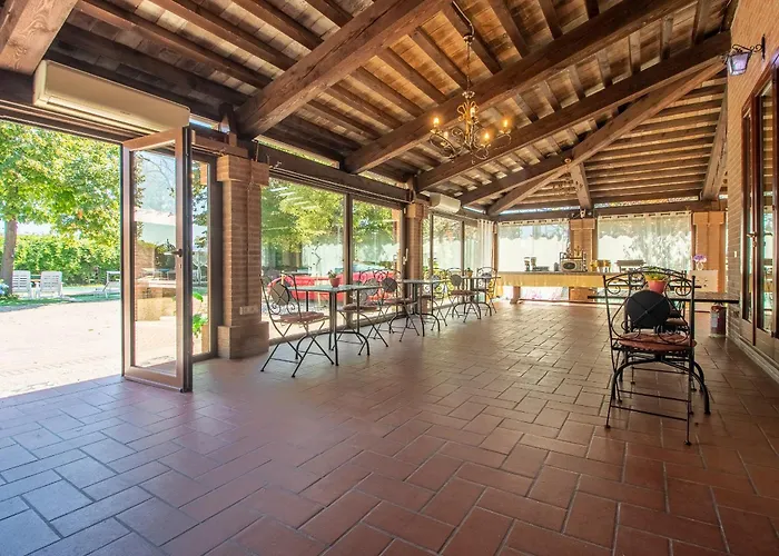 Ferrara Royal & Séjour chez l'habitant Coriano